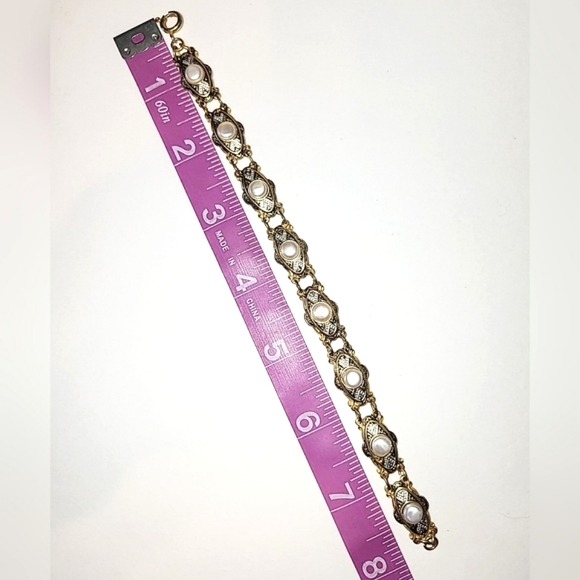 VINTAGE DAMASCENE & FAUX PEARL BRACELET - Picture 6 of 7